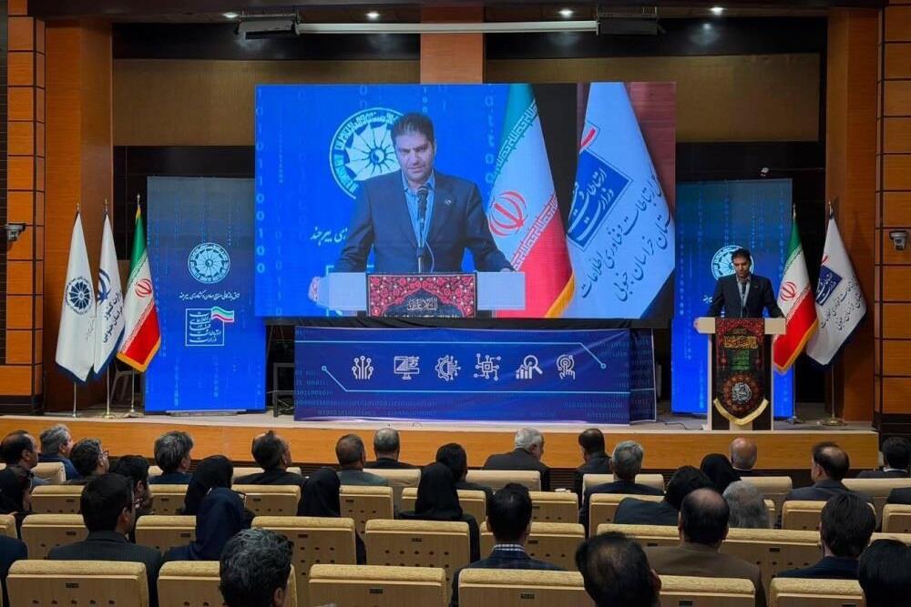 مشارکت دانش آموزان خراسان جنوبی در طرح ایران دیجیتال