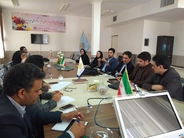 77 طرح فناوری اطلاعات با اعتباری به میزان 100 میلیارد ریال در فاز نخست تسهیلات روستایی و عشایری، به بانکهای عامل در استان خراسان جنوبی معرفی شدند.