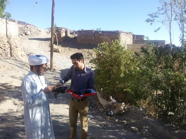 بررسی وضعیت ارتباطی و سنجش کیفیت سرویس های ارتباطی روستاهای استان توسط کارشناسان فنی واحد ارتباطات