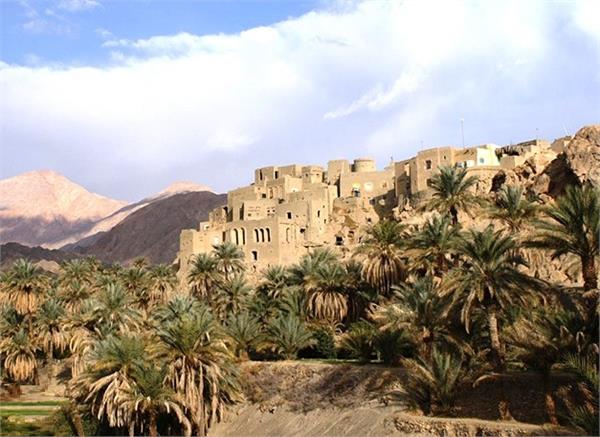 خنکای برقراری پوشش همراه، در چله تابستان، عرق از چهره مردم نای بند خراسان جنوبی زدود