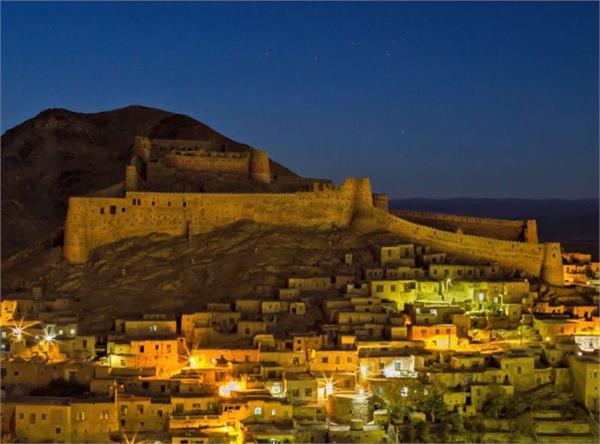 روستای تاریخی فورگ درمیان به شبکه ملی اطلاعات متصل شد